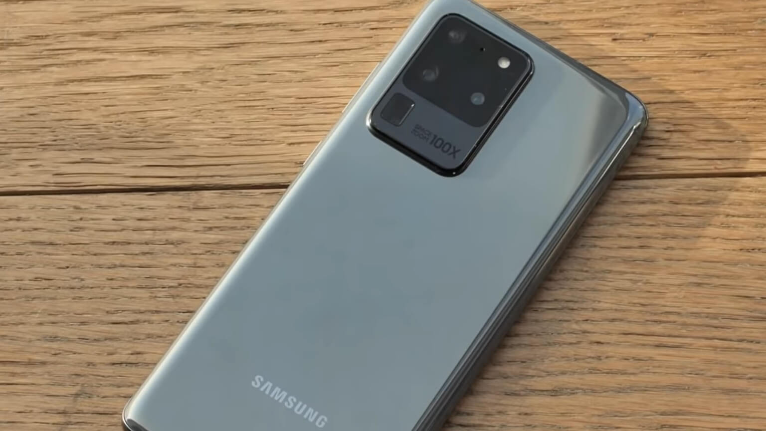 Samsung Galaxy S20 Ultra (1)
