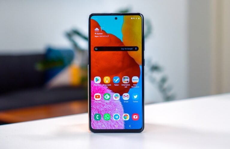 compare samsung s10 and a71