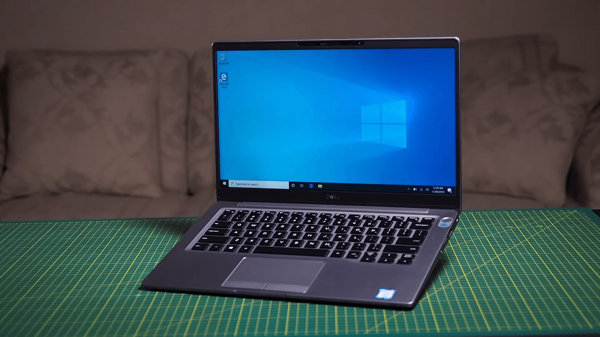 Dell Latitude 7400 vs 5400: Which One is For You?